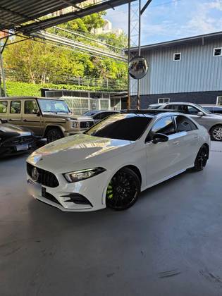 MERCEDES-BENZ A 35 AMG 2.0 CGI GASOLINA SEDAN 4MATIC 7G-DCT MERCEDES-BENZ A 35 AMG 2.0 CGI GASOLINA SEDAN 4MATIC 7G-DCT